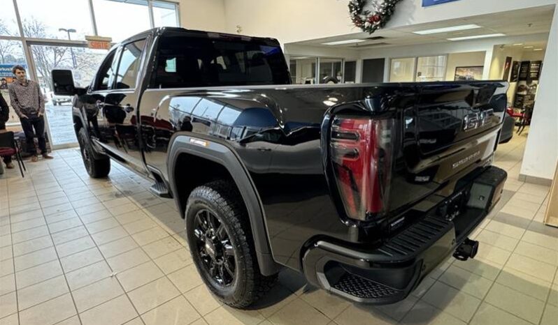 
								2025 GMC Sierra 2500 4wd Crew Cab full									