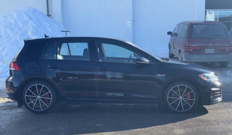 
								2021 Volkswagen Golf GTI 5-Dr 2.0t 7sp At Dsg full									