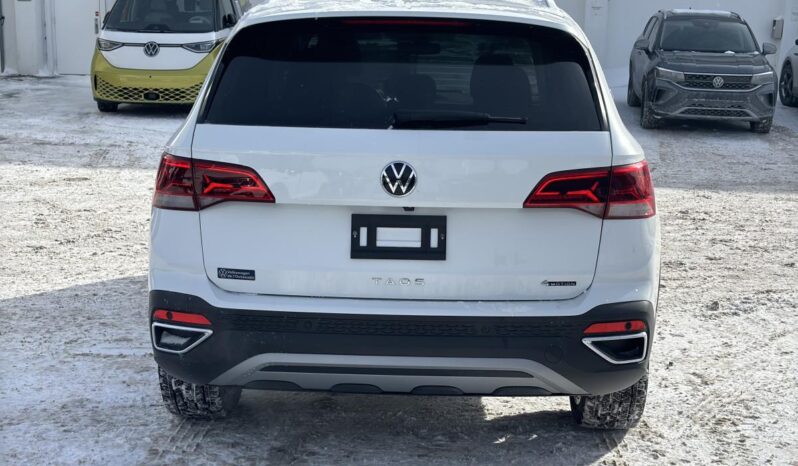 
								2023 Volkswagen Taos Highline 4MOTION *Ltd Avail* full									