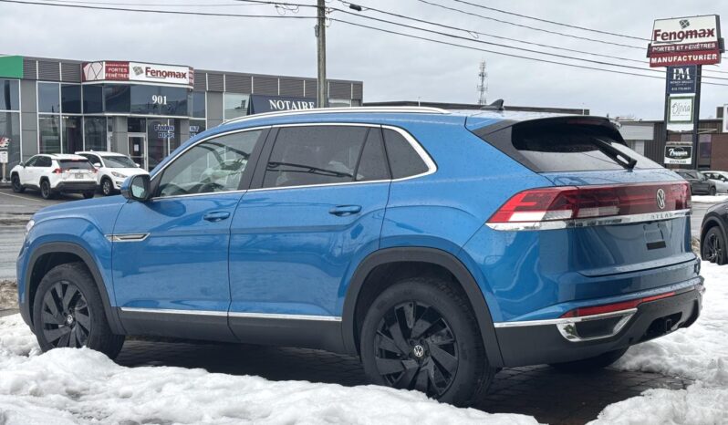 
								2024 Volkswagen Atlas Cross Sport Highline 2.0 Tsi full									