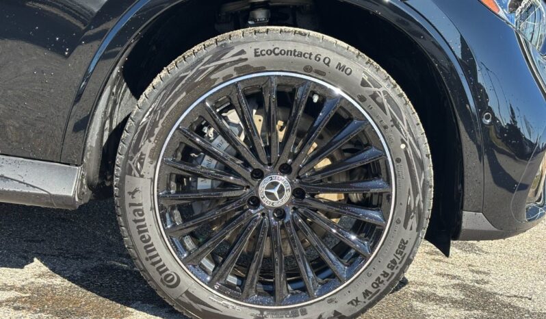 
								2025 Mercedes-Benz GLC 300 4MATIC full									