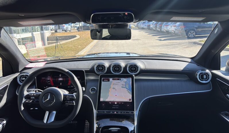 
								2025 Mercedes-Benz GLC 300 4MATIC full									
