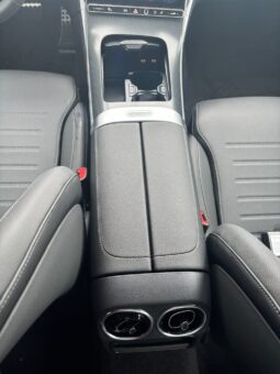 
										2025 Mercedes-Benz C-Class C 300 4MATIC full									