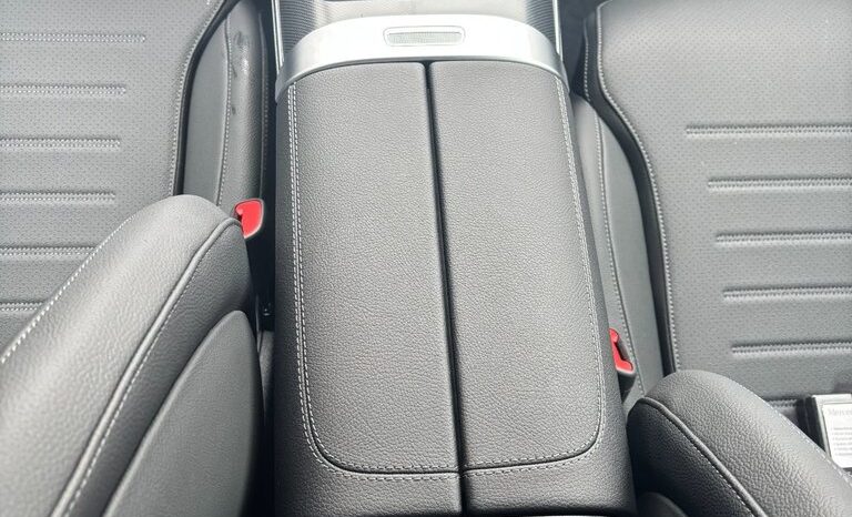 
								2025 Mercedes-Benz C-Class C 300 4MATIC full									