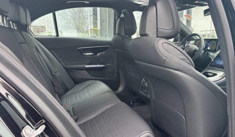 
								2025 Mercedes-Benz C-Class C 300 4MATIC full									