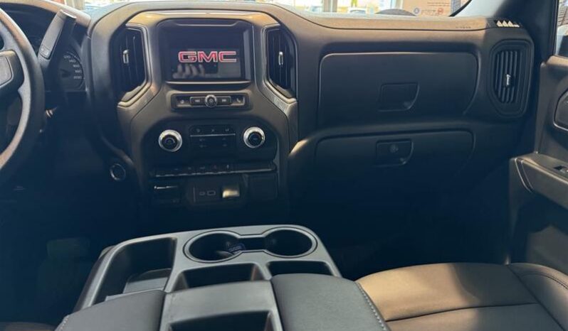 
								2024 GMC Sierra 1500 Crew Cab Standard full									