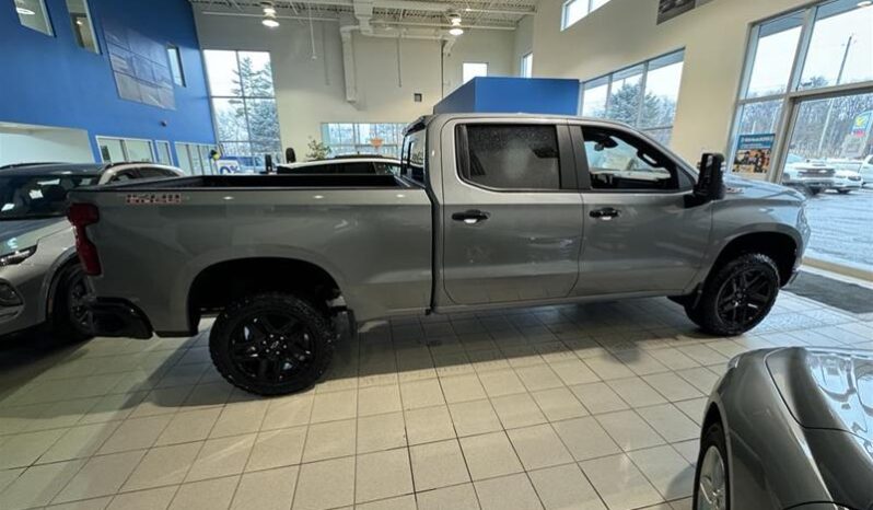 
								2025 Chevrolet Silverado 1500 Crew Cab Standard full									