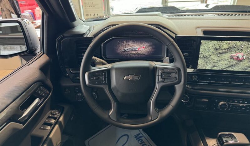 
								2025 Chevrolet Silverado 1500 Crew Cab Short Box 4 full									
