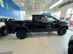 
										2025 Chevrolet Silverado 1500 Crew Cab Short Box 4 full									