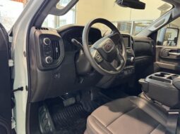 
										2025 GMC Sierra 2500 4wd Crew Cab full									