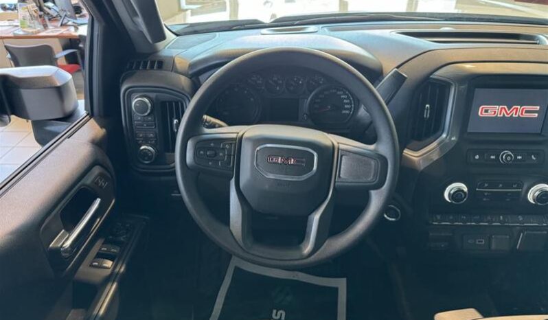 
								2025 GMC Sierra 3500 4wd Crew Cab full									