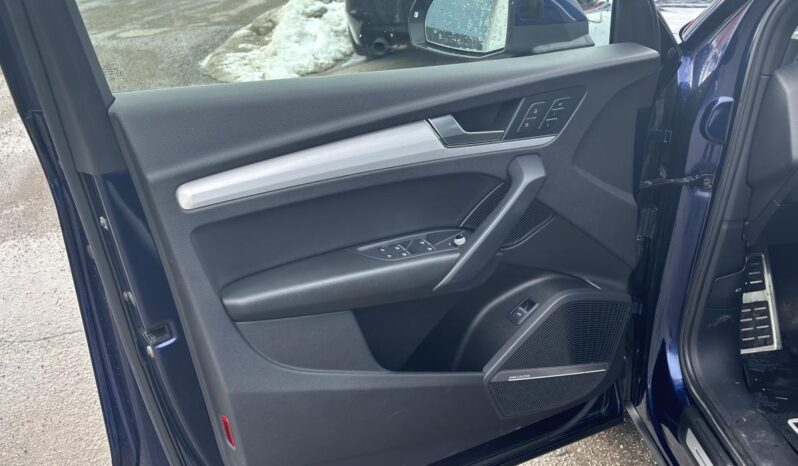 
								2021 Audi Q5 Technik 45 TFSI quattro full									
