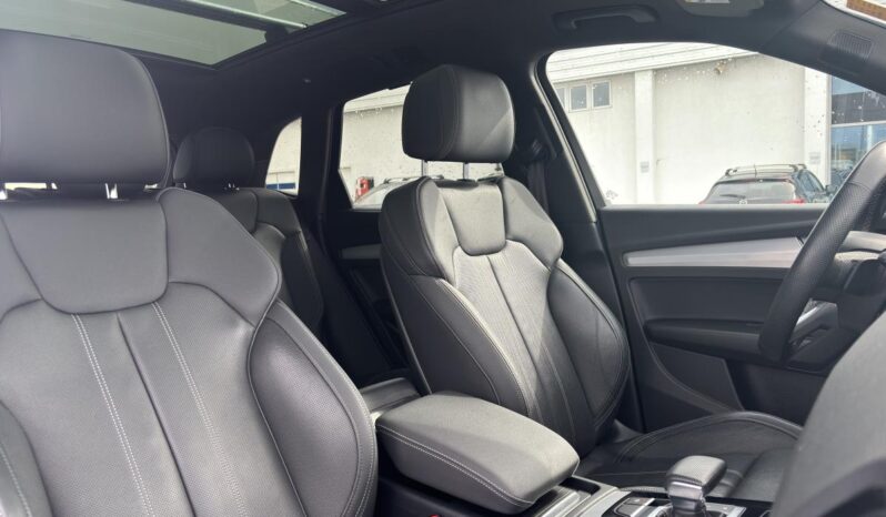 
								2021 Audi Q5 Technik 45 TFSI quattro full									