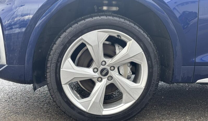 
								2021 Audi Q5 Technik 45 TFSI quattro full									