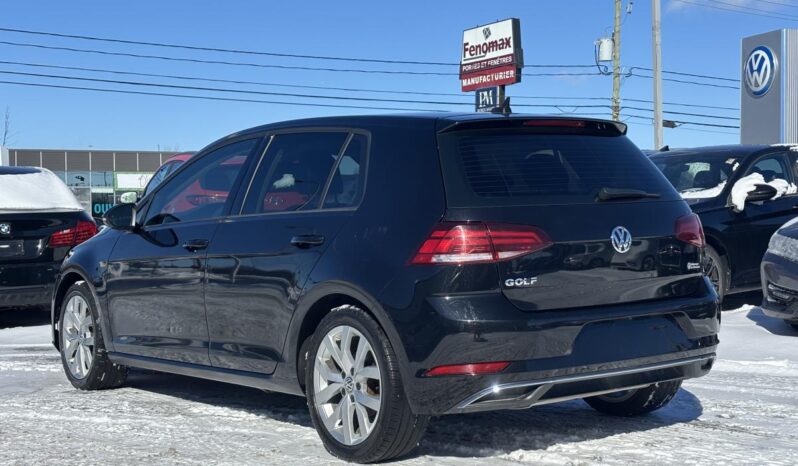 
								2021 Volkswagen Golf full									