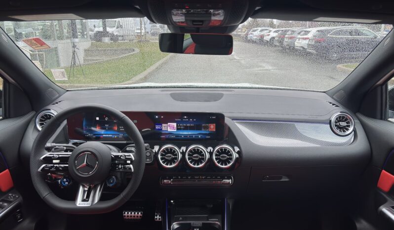 
								2025 Mercedes-Benz GLA AMG 35 4MATIC full									