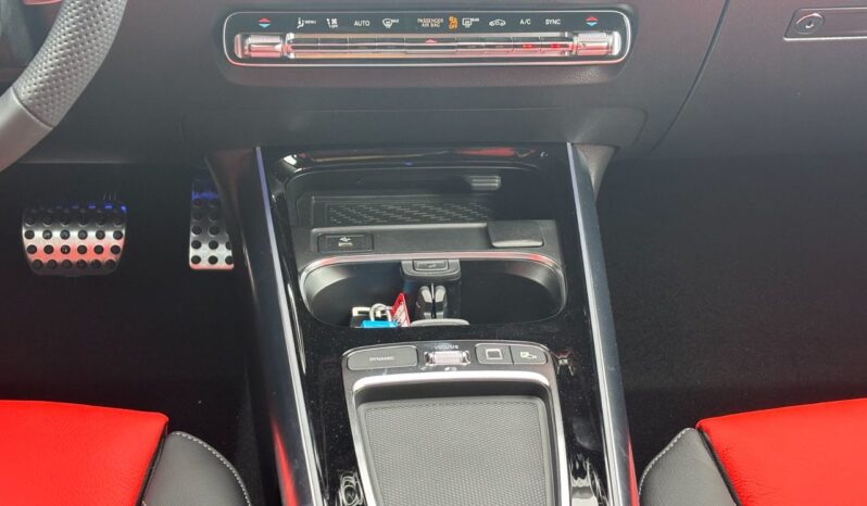 
								2025 Mercedes-Benz GLA AMG 35 4MATIC full									