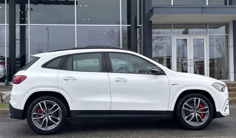 
								2025 Mercedes-Benz GLA AMG 35 4MATIC full									
