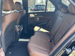 
										2025 Mercedes-Benz GLE 450 4MATIC full									