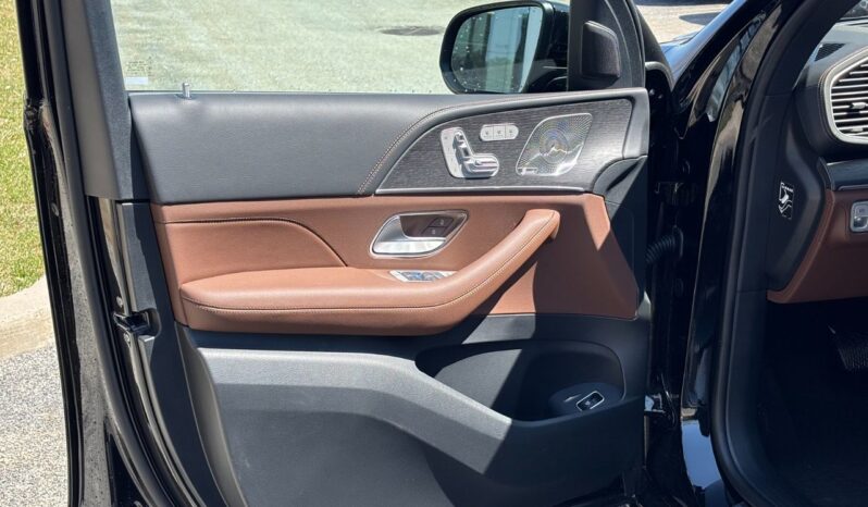 
								2025 Mercedes-Benz GLE 450 4MATIC full									