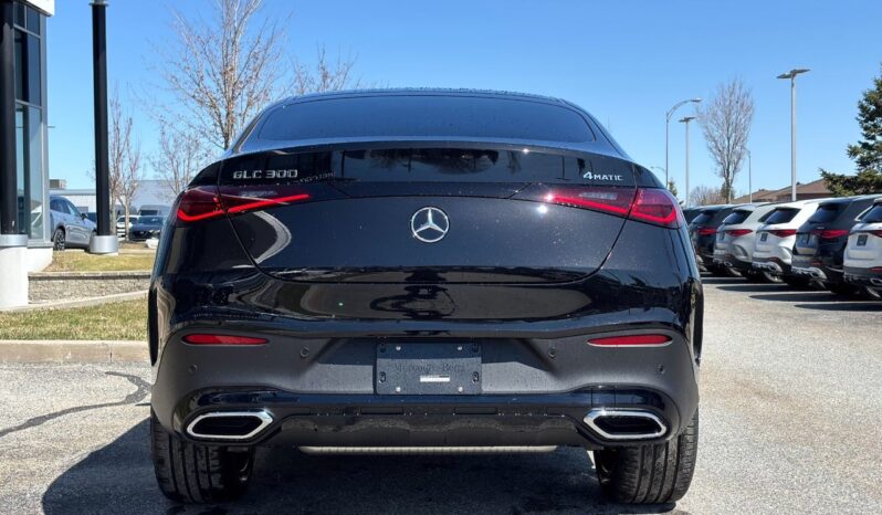 
								2025 Mercedes-Benz GLC Coupe 300 4MATIC full									