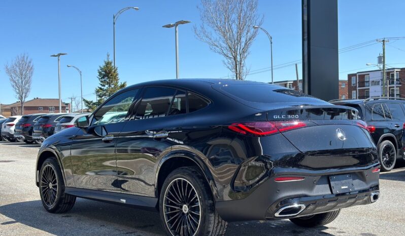 
								2025 Mercedes-Benz GLC Coupe 300 4MATIC full									