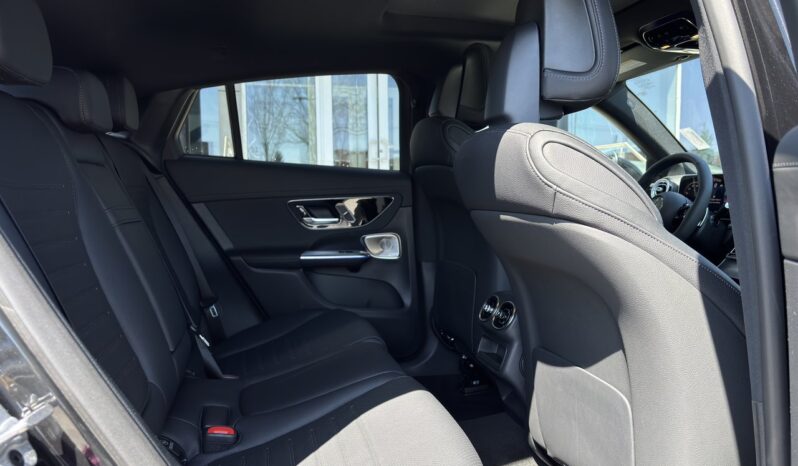 
								2025 Mercedes-Benz GLC Coupe 300 4MATIC full									