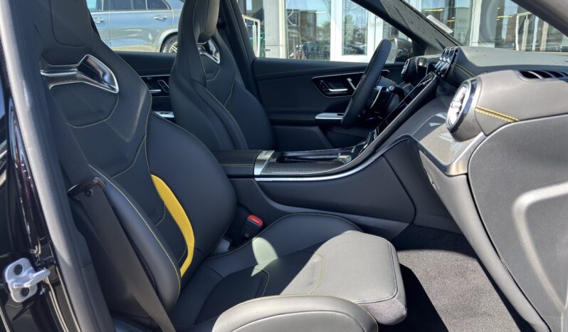 
								2025 Mercedes-Benz GLC63 AMG S E Performance 4MATIC+ SUV full									