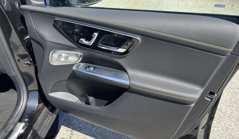 
								2025 Mercedes-Benz GLC63 AMG S E Performance 4MATIC+ SUV full									