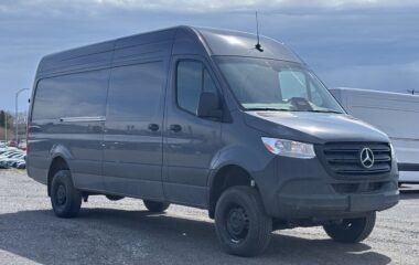 2025 Mercedes-Benz Sprinter 2500 170 Wheelbase High Roof AWD