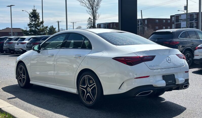 
								2025 Mercedes-Benz CLA 250 4MATIC full									