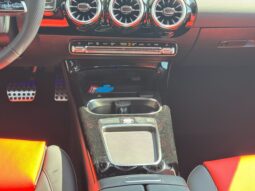 
										2025 Mercedes-Benz CLA 250 4MATIC full									