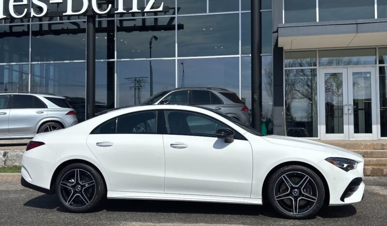 
								2025 Mercedes-Benz CLA 250 4MATIC full									