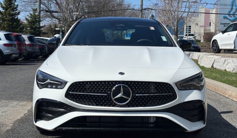 
								2025 Mercedes-Benz CLA 250 4MATIC full									