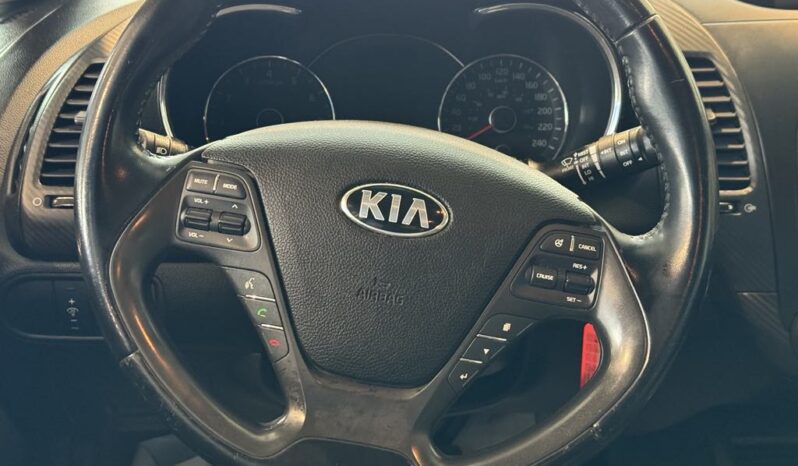
								2016 Kia Forte 4 Ex – At full									