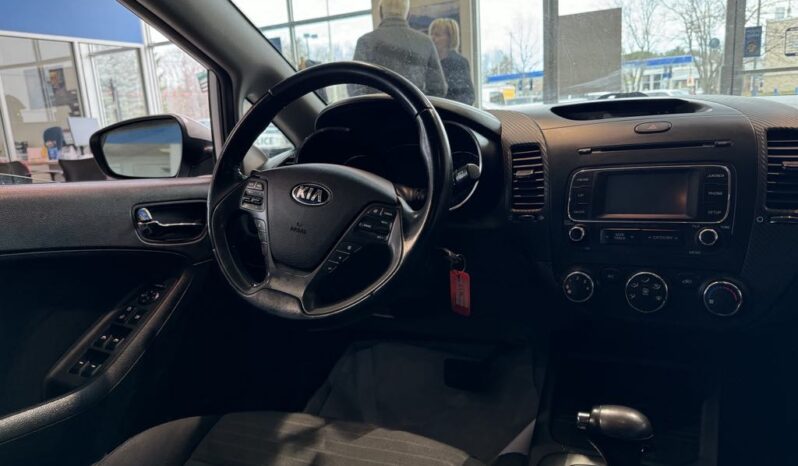 
								2016 Kia Forte 4 Ex – At full									