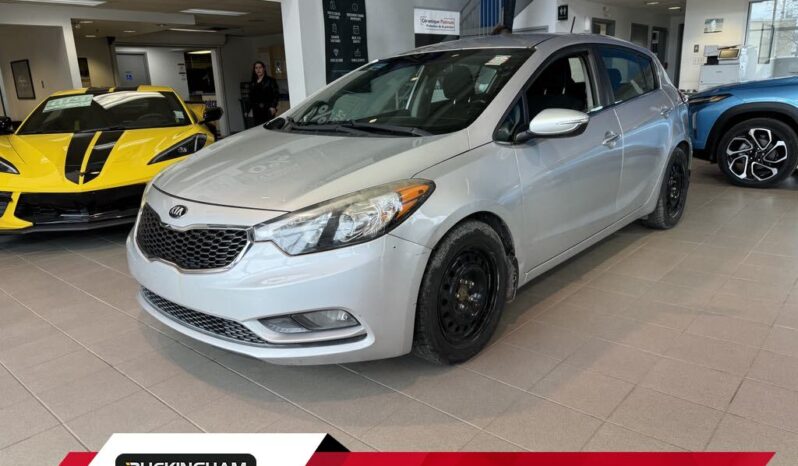 2016 Kia Forte - Used Sedan - VIN: KNAFX5A82G5449195 - Buckingham Chevrolet Buick GMC Gatineau