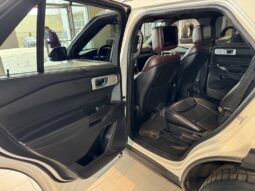 
										2020 Ford Explorer Platinum full									