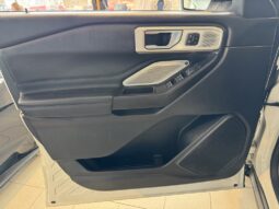 
										2020 Ford Explorer Platinum full									