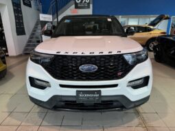 
										2021 Ford Explorer ST full									