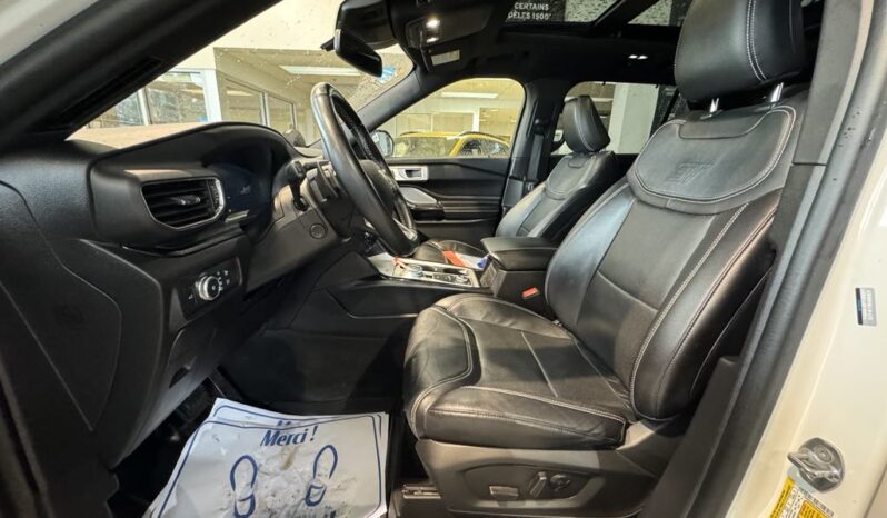 
								2021 Ford Explorer ST full									