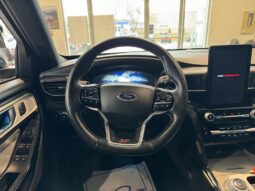 
										2021 Ford Explorer ST full									