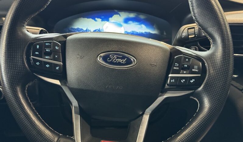 
								2021 Ford Explorer ST full									