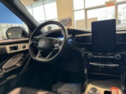
										2021 Ford Explorer ST full									