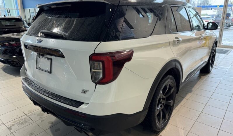 
								2021 Ford Explorer ST full									