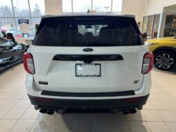 
										2021 Ford Explorer ST full									