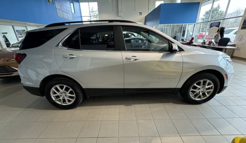 
								2022 Chevrolet Equinox Awd Lt 1.5t full									
