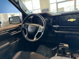 
										2022 Chevrolet Silverado 1500 Crew Cab 4×4 Lt full									