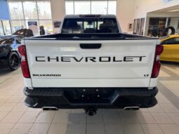 
										2022 Chevrolet Silverado 1500 Crew Cab 4×4 Lt full									