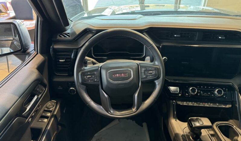 
								2022 GMC Sierra 1500 At4 Standard Box full									